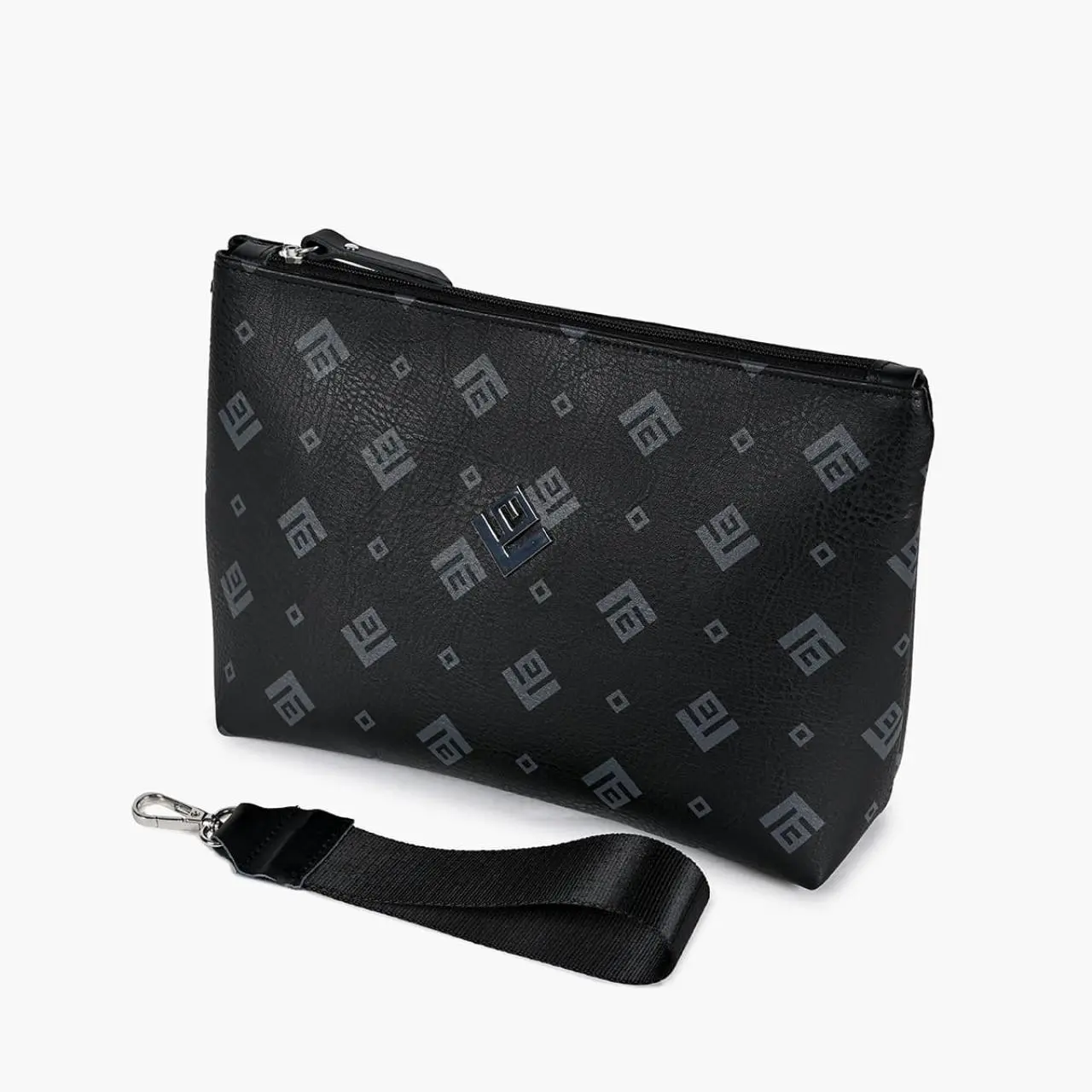 necessaire.signature.3.jpg